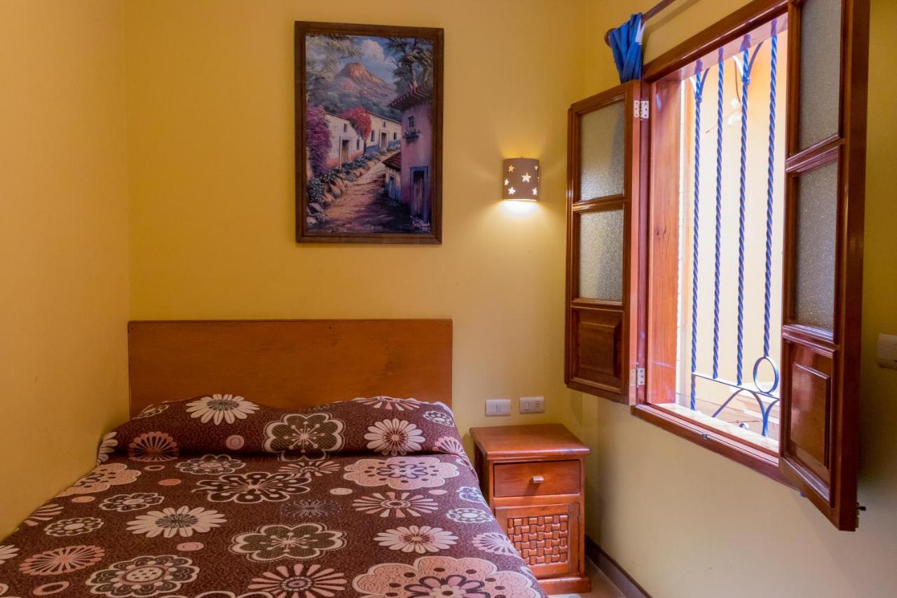 Hotel Del Parque Naolinco de Victoria المظهر الخارجي الصورة