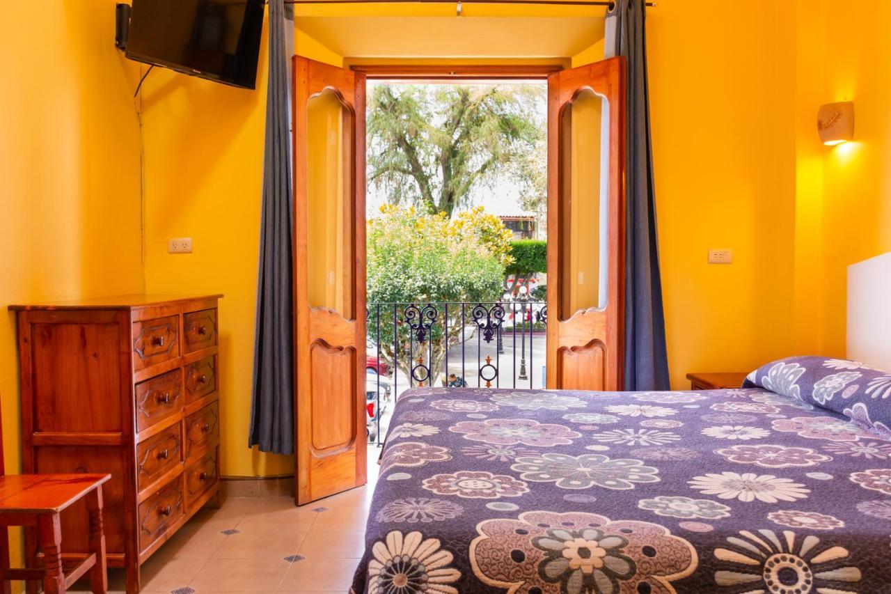 Hotel Del Parque Naolinco de Victoria المظهر الخارجي الصورة